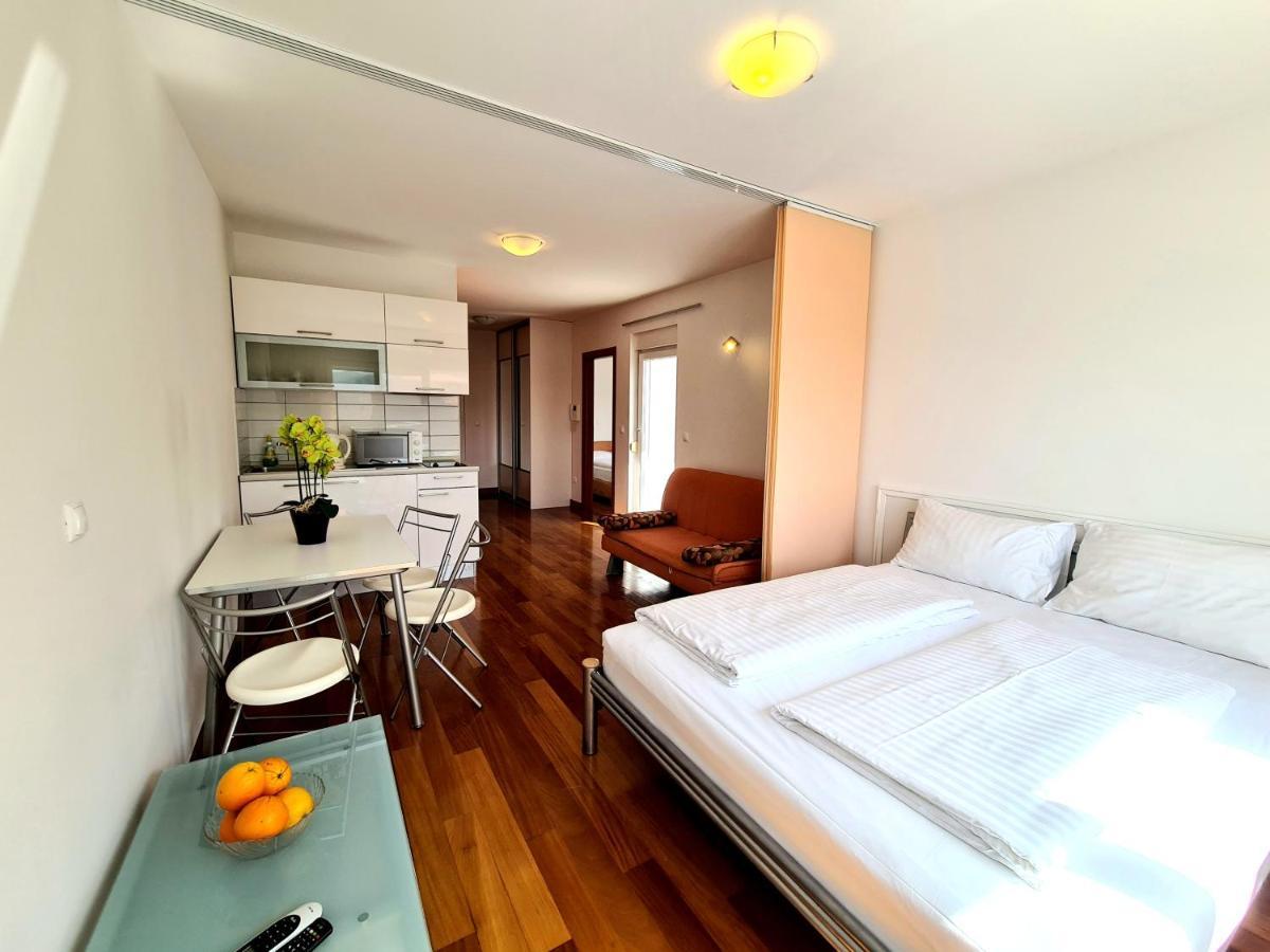 Apartments Veronika Makarska Eksteriør bilde