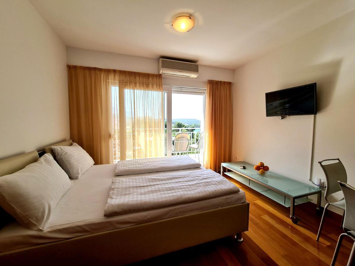 Apartments Veronika Makarska Eksteriør bilde