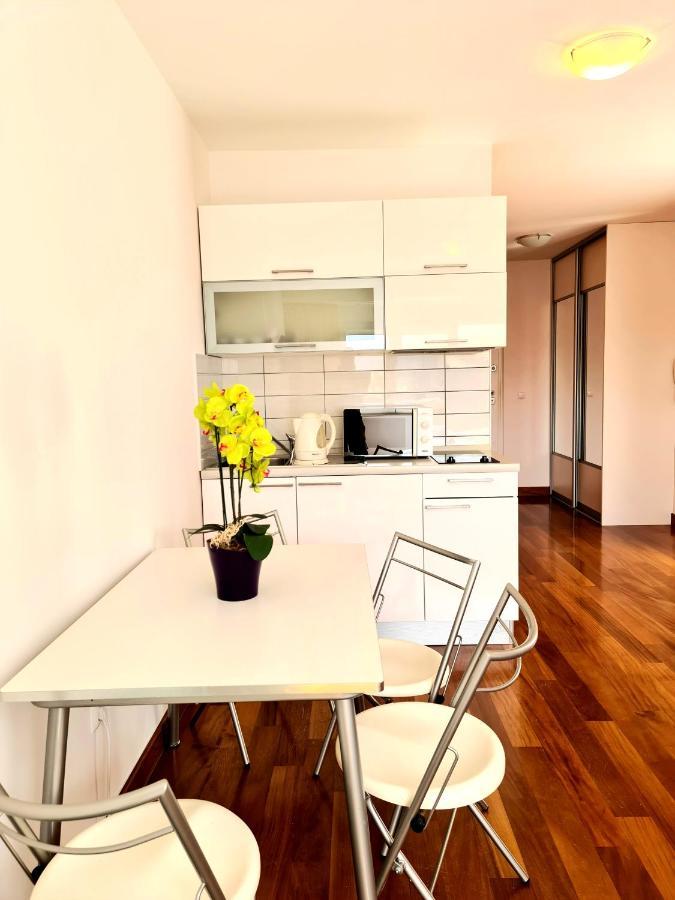 Apartments Veronika Makarska Eksteriør bilde